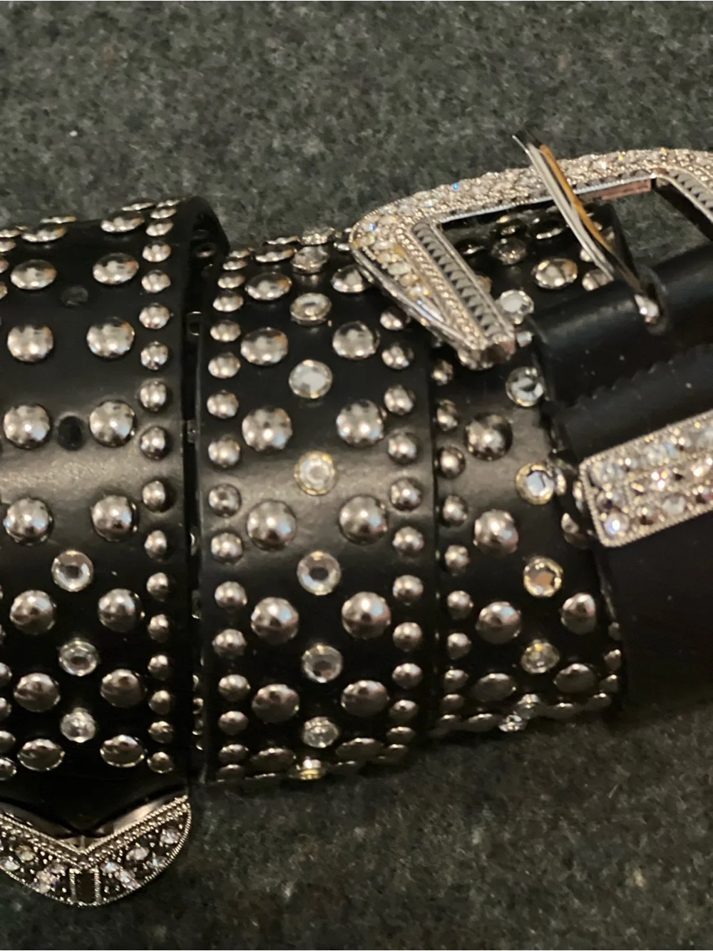 N/A stylish black